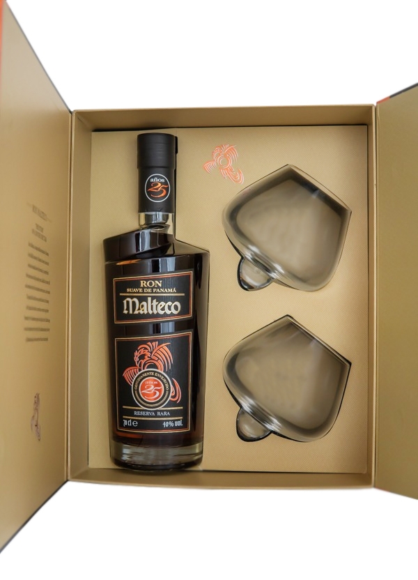 Malteco 25 Jahre Ron de Panama + 2 Gläser - 0,7L 40% vol Malteco 25 Jahre Ron de Panama + 2 Gläser - 0,7L 40% vol