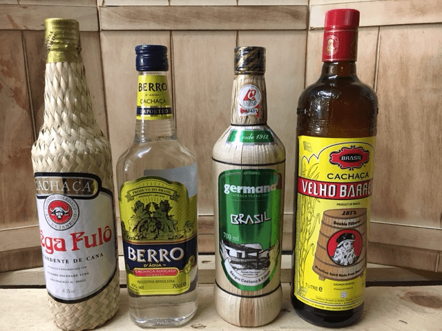 Conalco-Cachaca-Flaschen