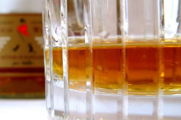 Conalco-Scotch-Whisky-Glass-Tasting