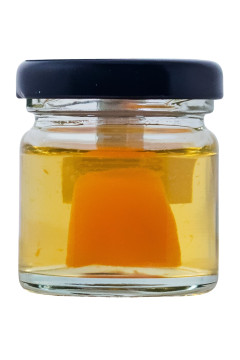 Amor's Lustiger Pfirsich mit Frucht im Glas - 0,02L 15% vol