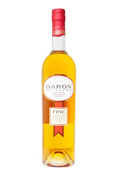 Daron Calvados Fine - 0,7L 40% vol Daron Calvados Fine - 0,7L 40% vol