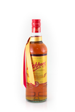 Mekhong The Spirit of Thailand - 0,7L 35% vol Mekhong The Spirit of Thailand - 0,7L 35% vol