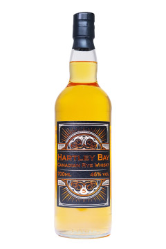 Hartley Bay Canadian Rye Whisky - 0,7L 46% vol Hartley Bay Canadian Rye Whisky - 0,7L 46% vol