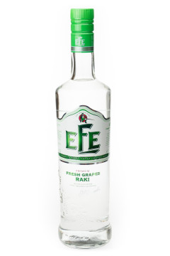 Efe Fresh Grapes Raki - 0,7L 45% vol Efe Fresh Grapes Raki - 0,7L 45% vol