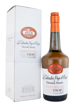 Christian Drouin VSOP Pays d'Auge Calvados - 0,7L 40% vol Christian Drouin VSOP Pays d'Auge Calvados - 0,7L 40% vol