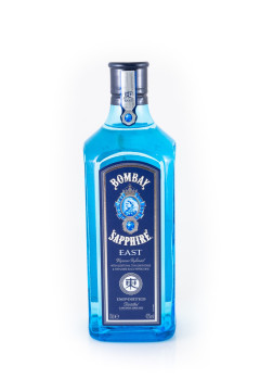 Bombay Sapphire East - 0,7L 42% vol Bombay Sapphire East - 0,7L 42% vol