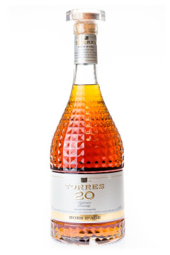 Torres 20 Hors d'Age Imperial Brandy - 0,7L 40% vol Torres 20 Hors d'Age Imperial Brandy - 0,7L 40% vol
