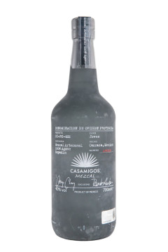 Casamigos Mezcal Joven - 0,7L 40% vol Casamigos Mezcal Joven - 0,7L 40% vol