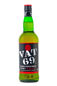 VAT 69 Blended Scotch Whisky - 0,7L 40% vol VAT 69 Blended Scotch Whisky - 0,7L 40% vol