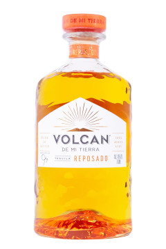 Volcan Reposado Tequila - 0,7L 40% vol Volcan Reposado Tequila - 0,7L 40% vol