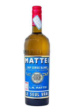 Mattei Le Seul Vrai Cap Corse Aperitif au Quinquina Blanc - 0,75L 15% vol