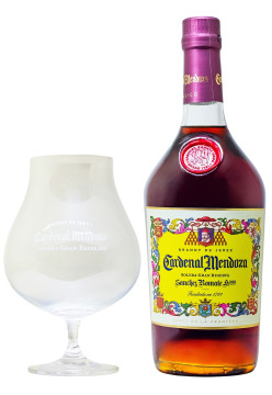 Cardenal Mendoza GEPA mit Glas - 0,7L 40% vol Cardenal Mendoza GEPA mit Glas - 0,7L 40% vol